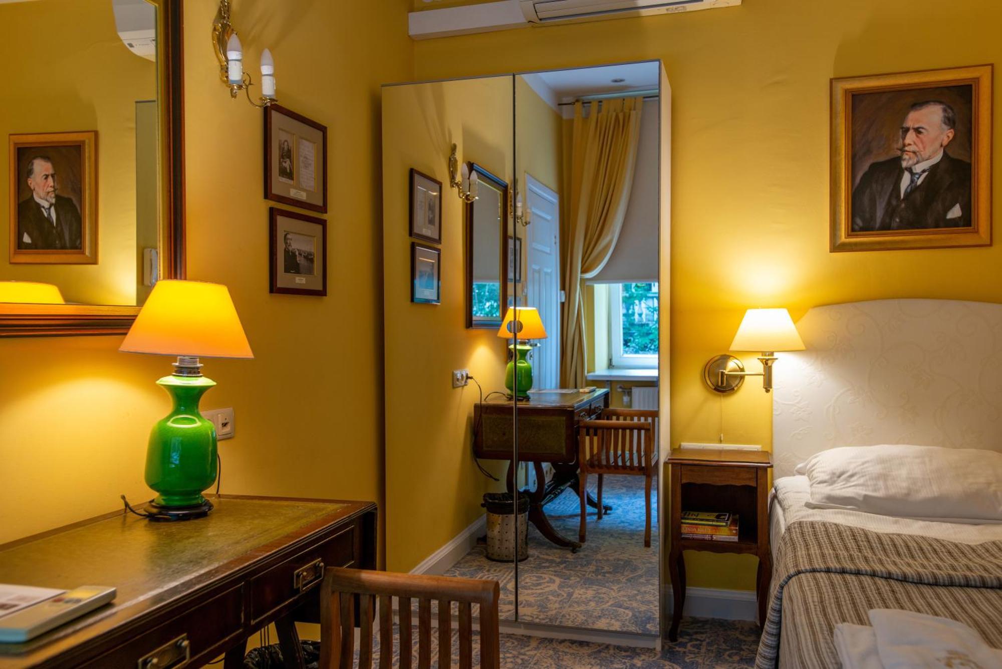 Dom Pugetow Villa คราคูฟ ภายนอก รูปภาพ