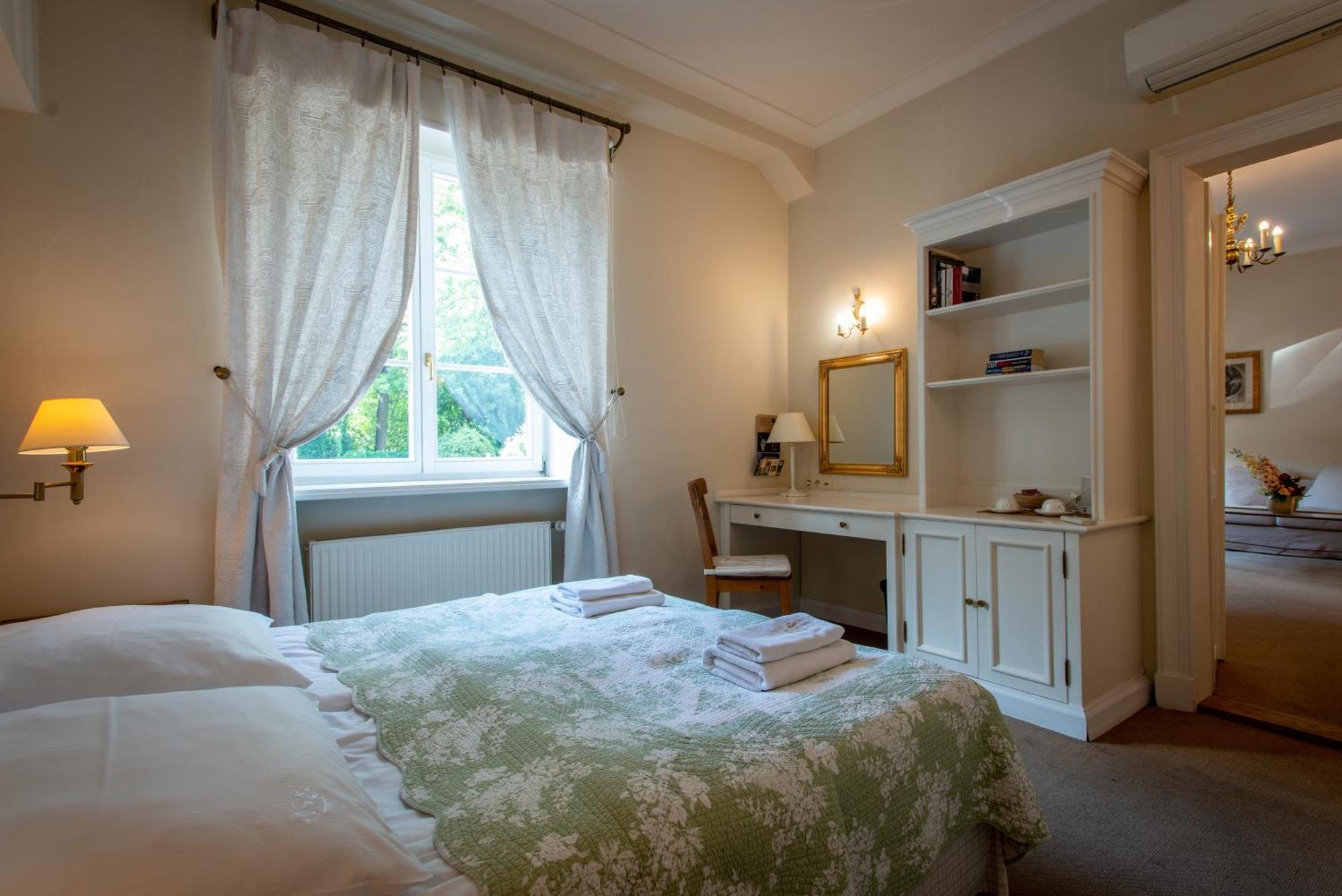 Dom Pugetow Villa คราคูฟ ภายนอก รูปภาพ