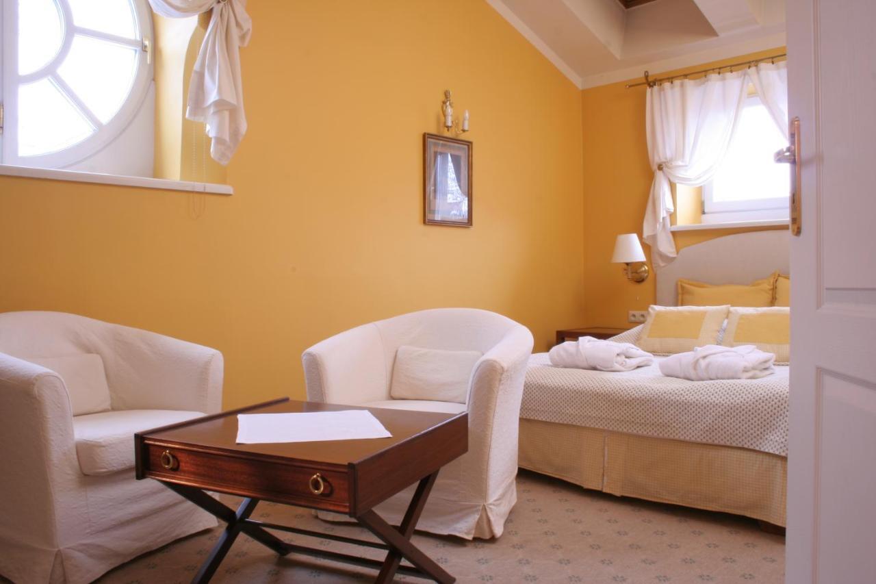 Dom Pugetow Villa คราคูฟ ภายนอก รูปภาพ