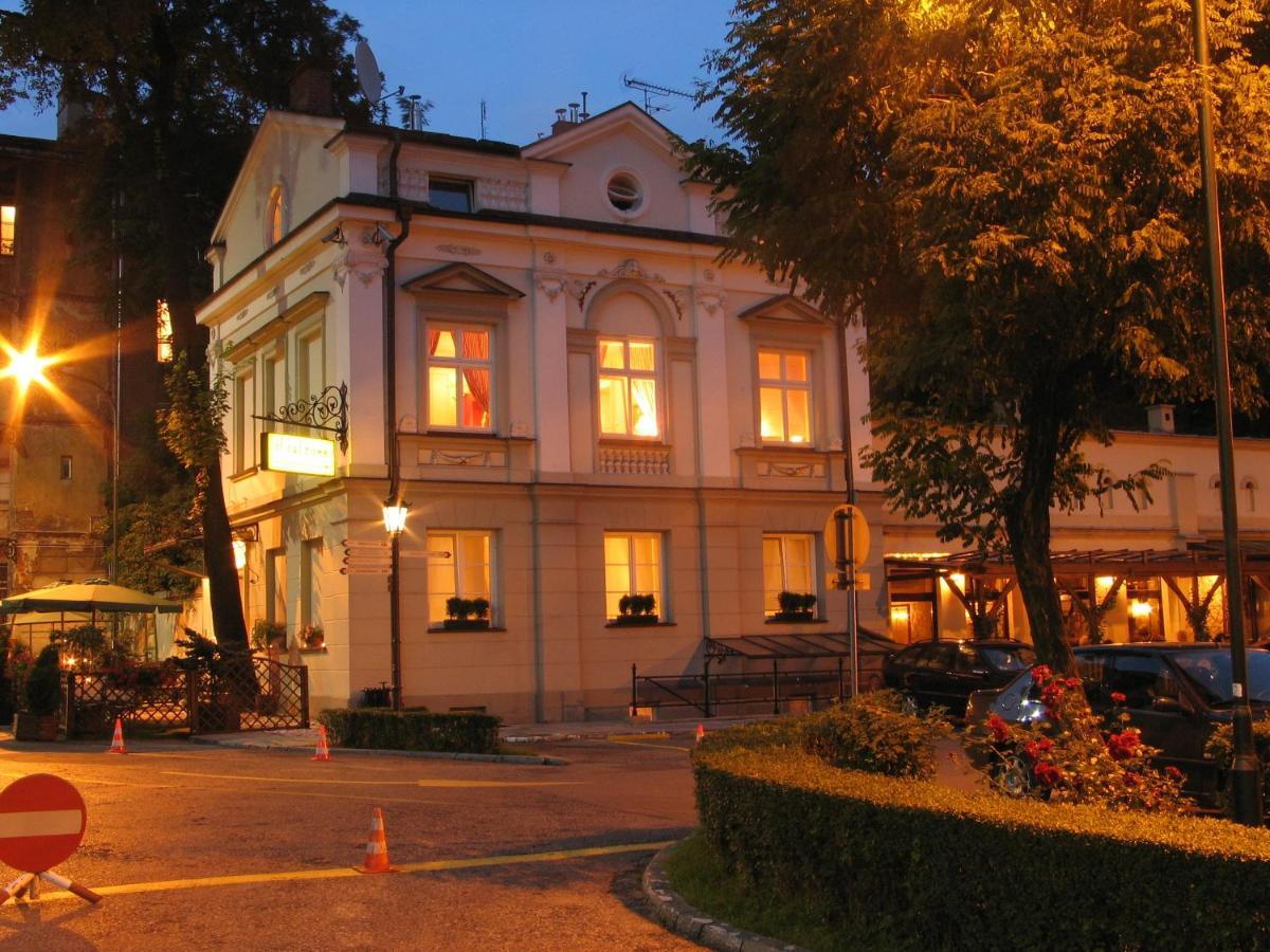 Dom Pugetow Villa คราคูฟ ภายนอก รูปภาพ